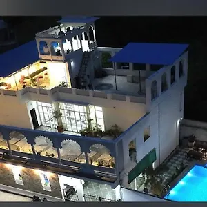 3* Hotel Emperor Palace A Heritage